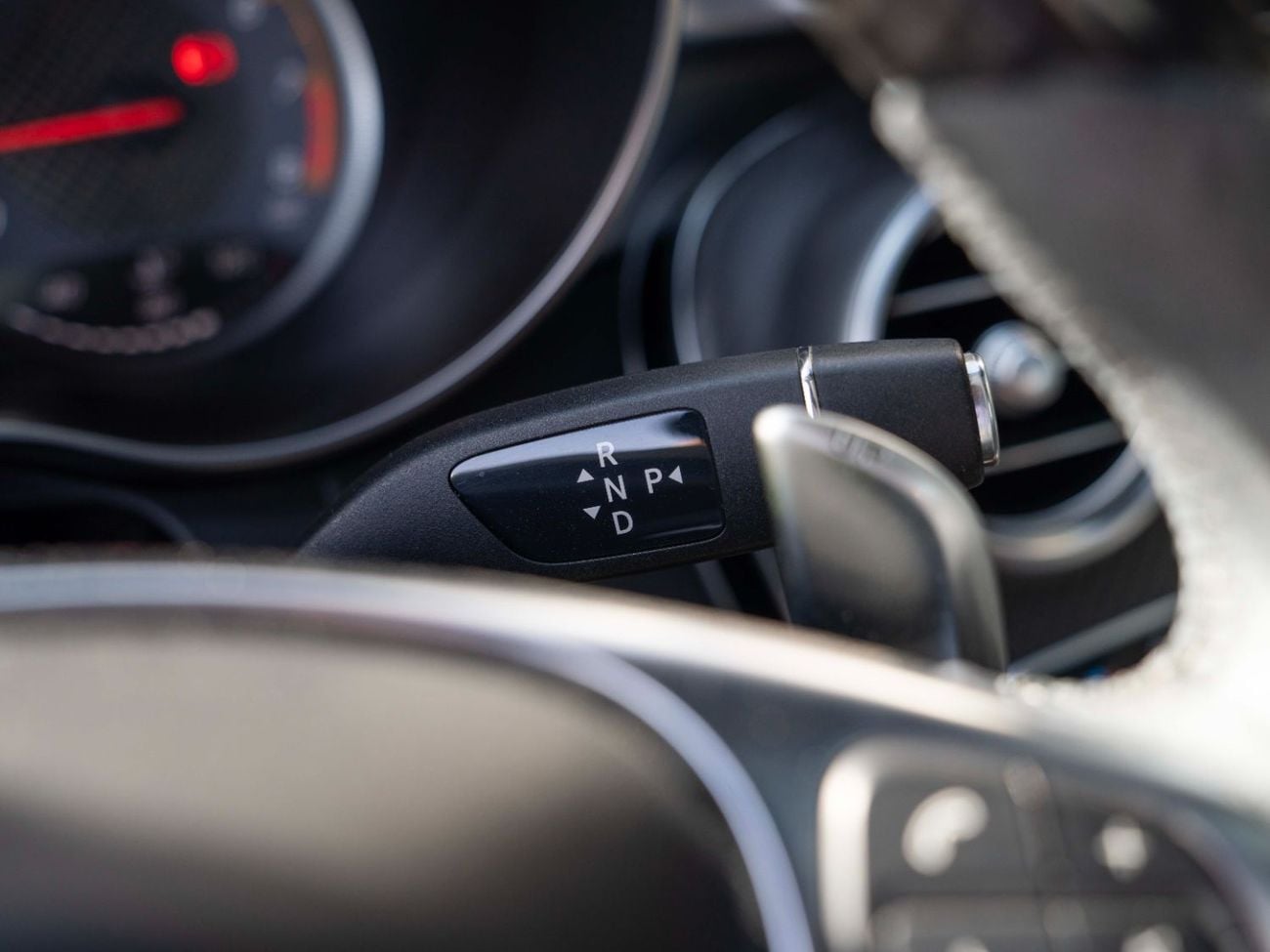 مرسيدس بنز C 63S AMG Edition 1