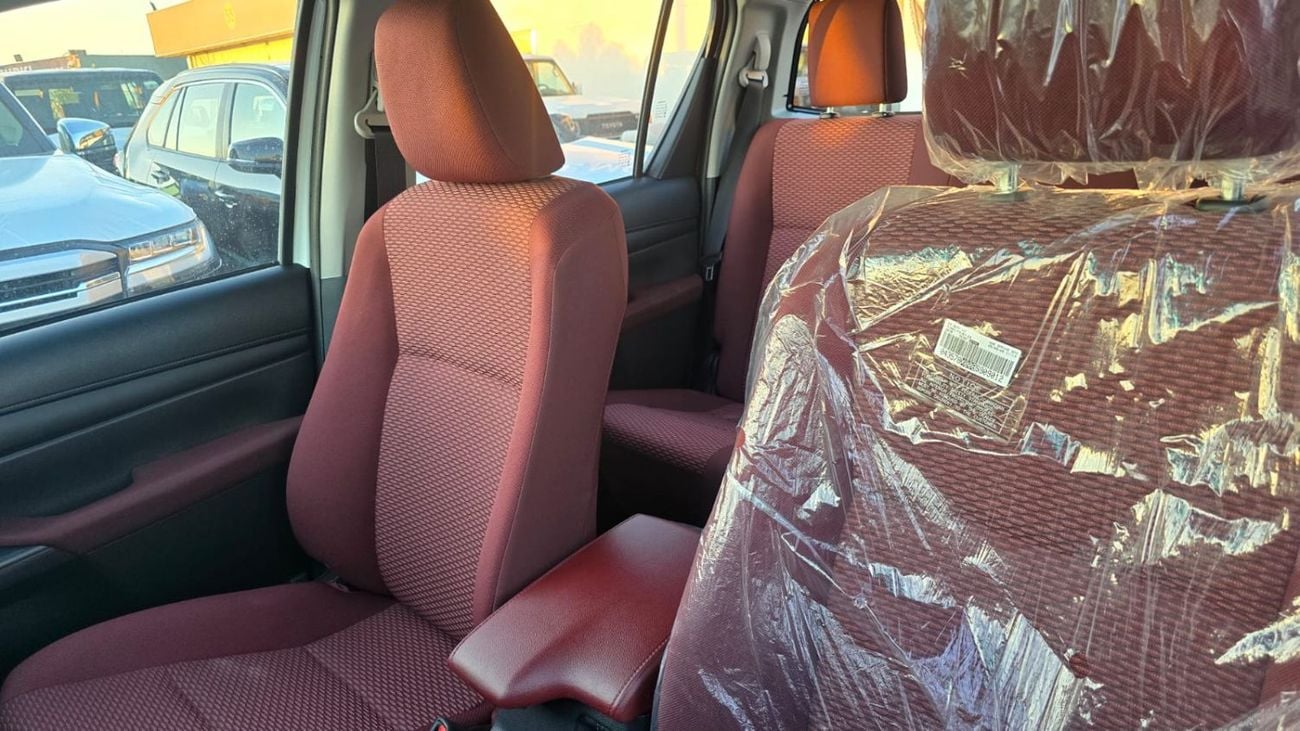 تويوتا هيلوكس GLS 2.7L Double Cab Utility RWD A/T