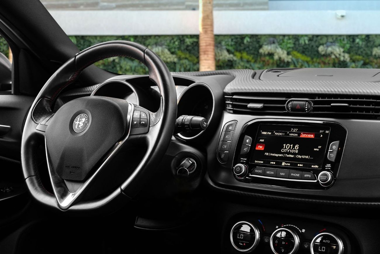 Alfa Romeo Giulietta Veloce | 1,606 P.M  | 0% Downpayment | Agency Warranty and Service Contract