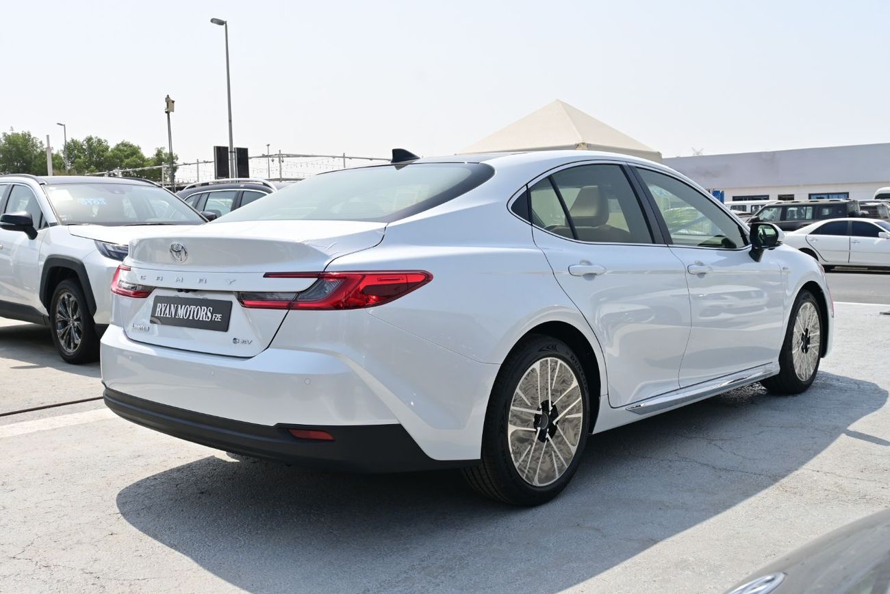تويوتا كامري Toyota Camry Limited 2.5L Hybrid, Model 2025, Color White