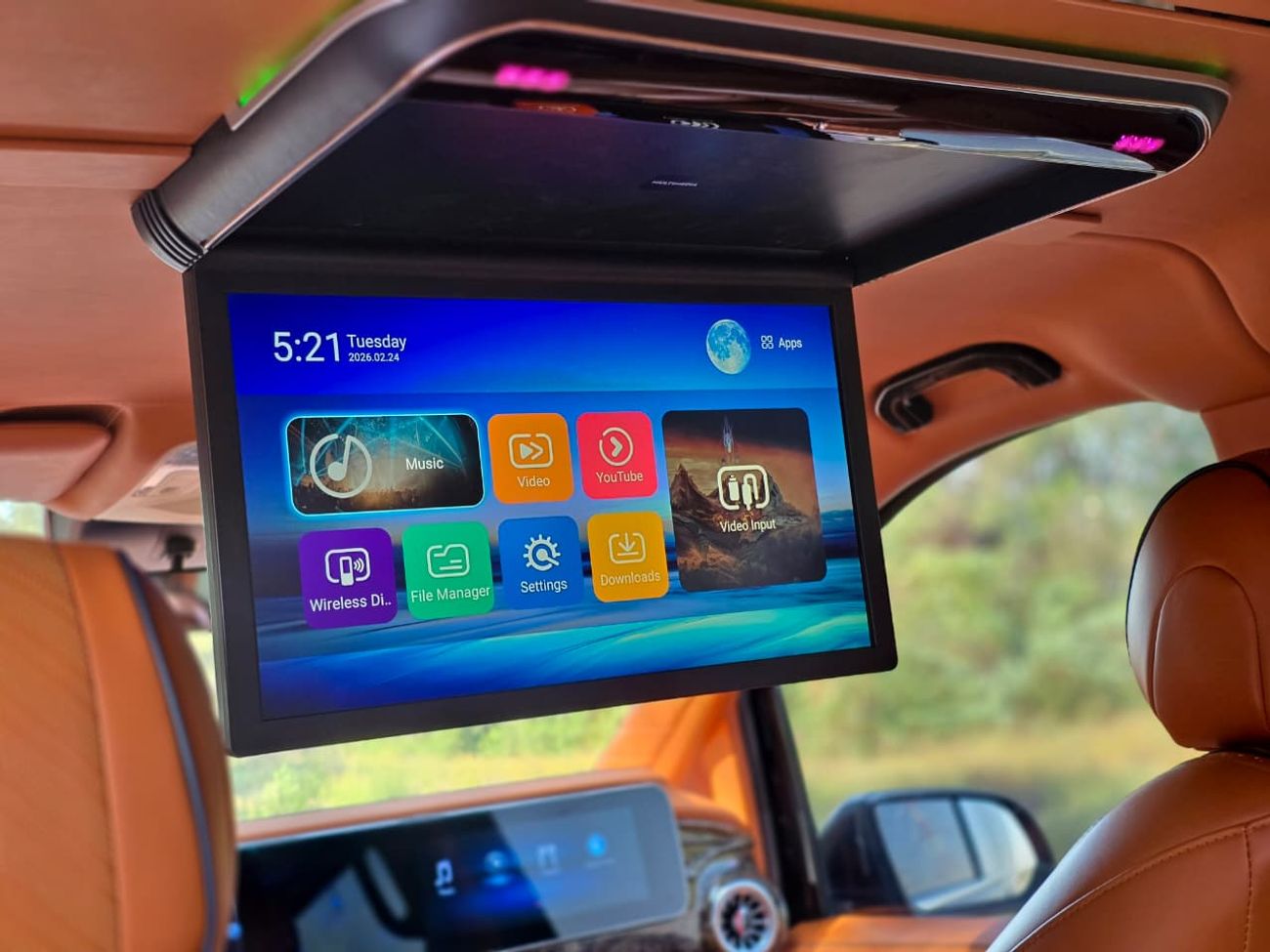 Mercedes-Benz V 250 Std 2.1L MERCEDES VITO 2023 // 2KEYS // LOW MILEGE // MAYBACH BODY KIT // PERFECT CONDITION