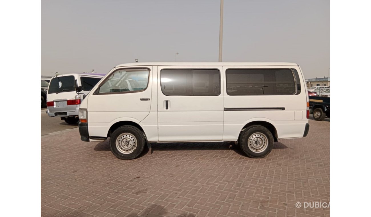 تويوتا هاياس TOYOTA HIACE VAN RIGHT HAND DRIVE (PM1480)