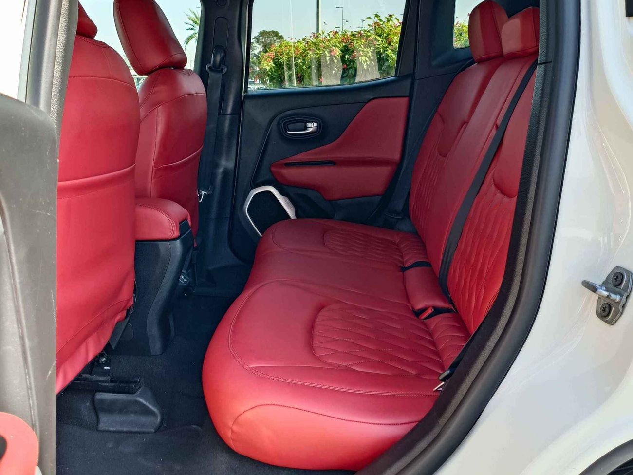 Jeep Renegade LATITUDE/ DVD/ LEATHER/ LOT#39541