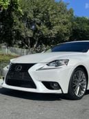 لكزس IS 200