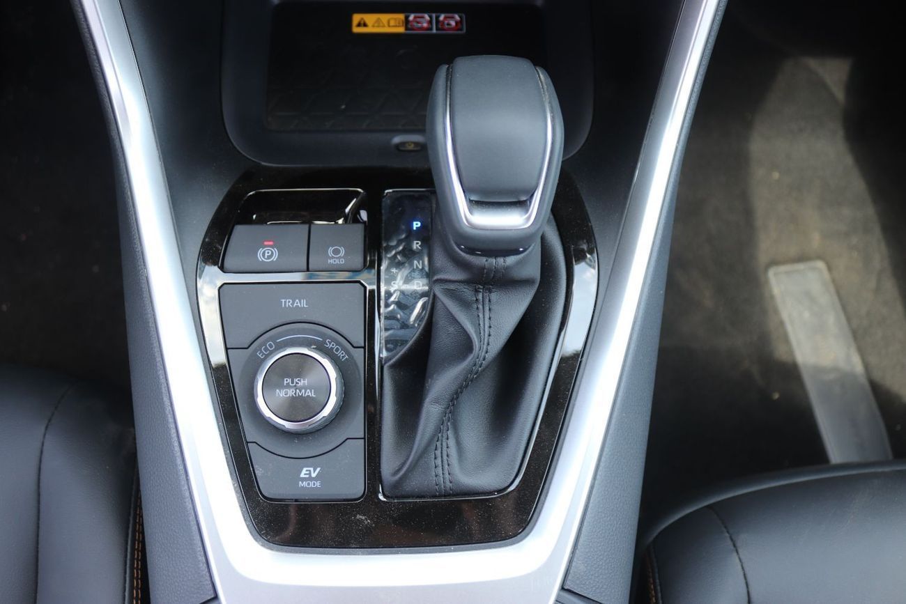 Toyota RAV4 2.5 L  HYBRID ELITE PLUS,4WD,FULL OPTION , PANORAMIC ROOF, PUSH START,MODEL 2025