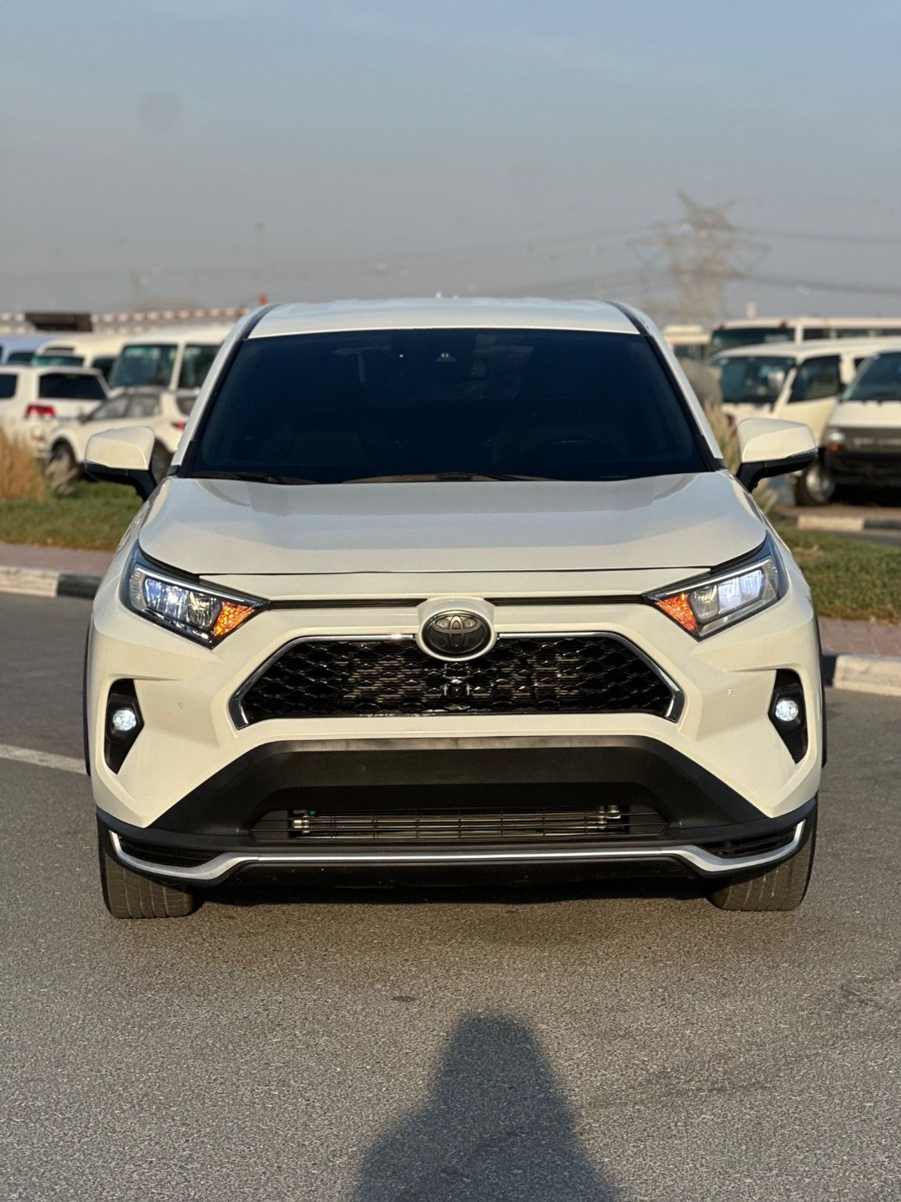 تويوتا راف ٤ premium Japan 360 camera Full Option