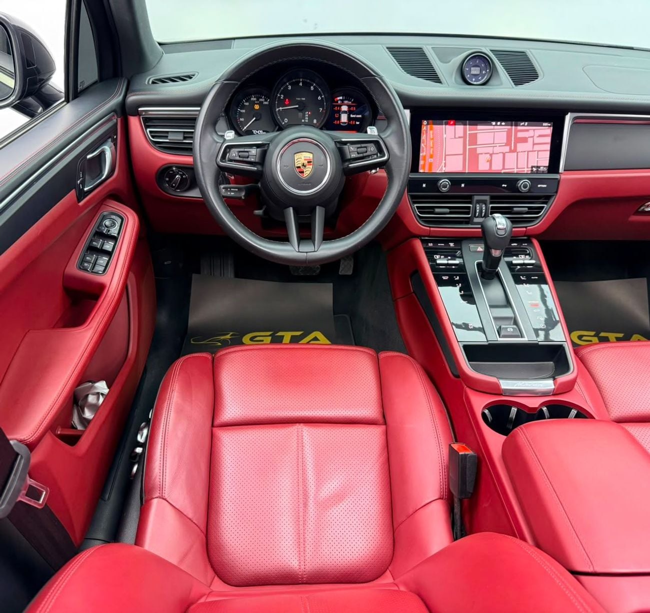Porsche Macan STD 2023 Porsche Macan, Warranty, Full Service History, Fully Loaded, Excellent Condition, GCC
