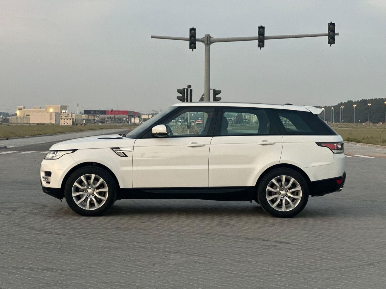 لاند روفر رينج روفر سبورت