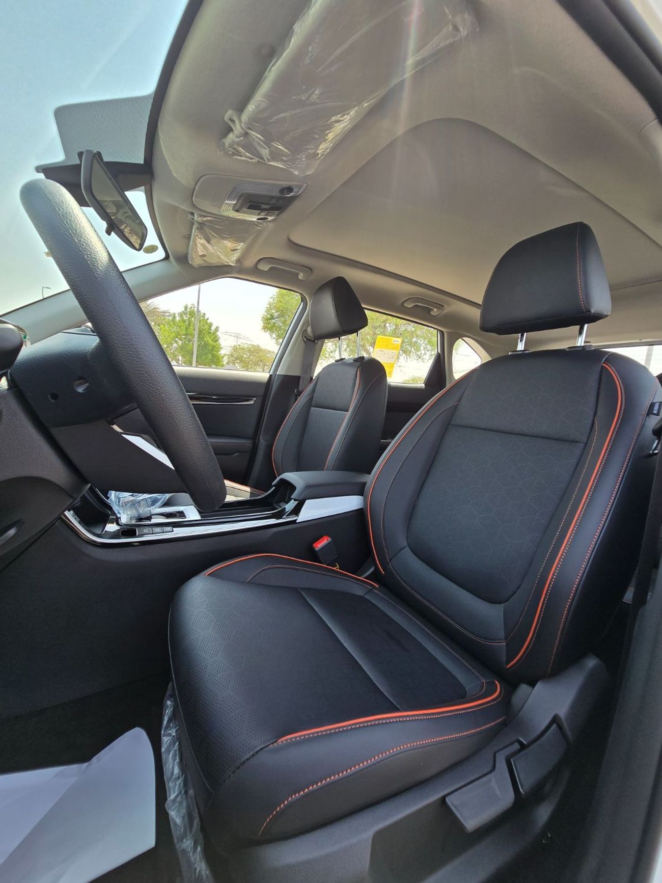 Kia Seltos available white dual tone and grey dual tone