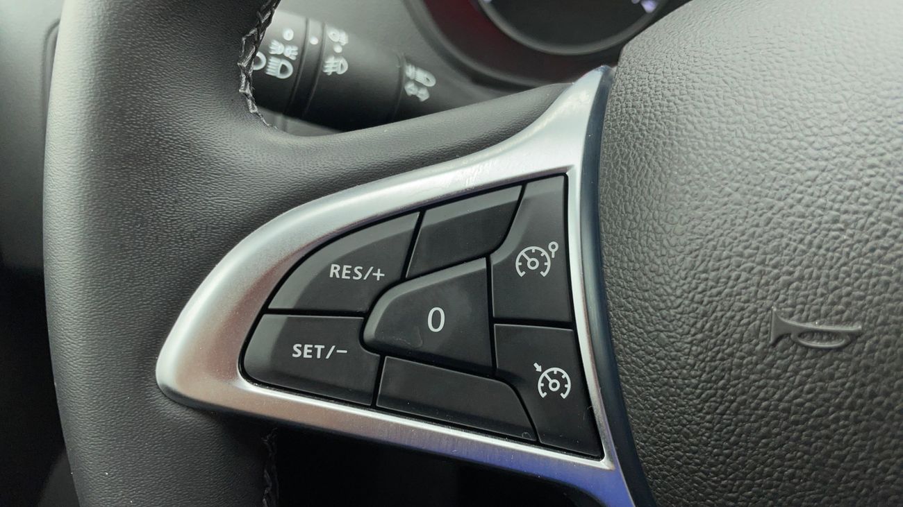 Renault Duster LE 1.6 | Zero Down Payment | Home Test Drive