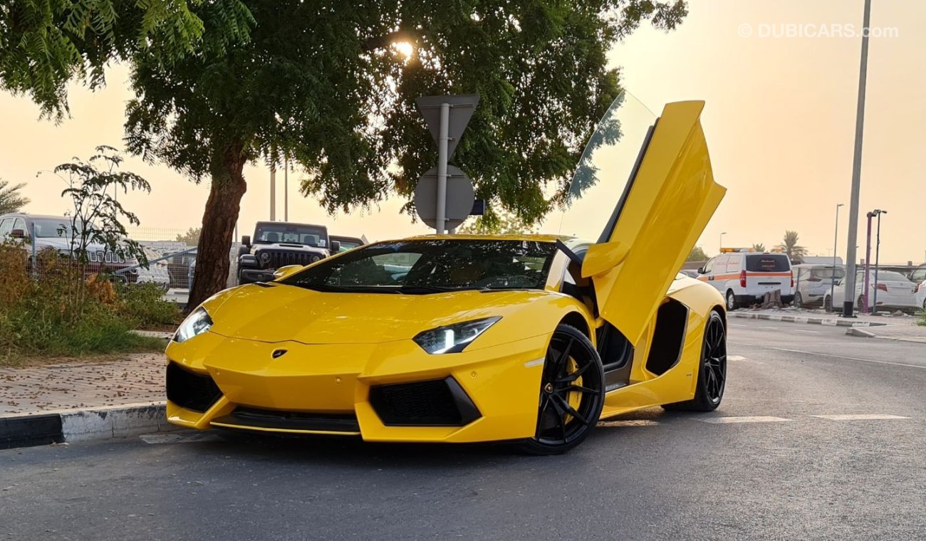 Lamborghini Aventador LP700-4 Full Service History GCC only 3000Kms 2015