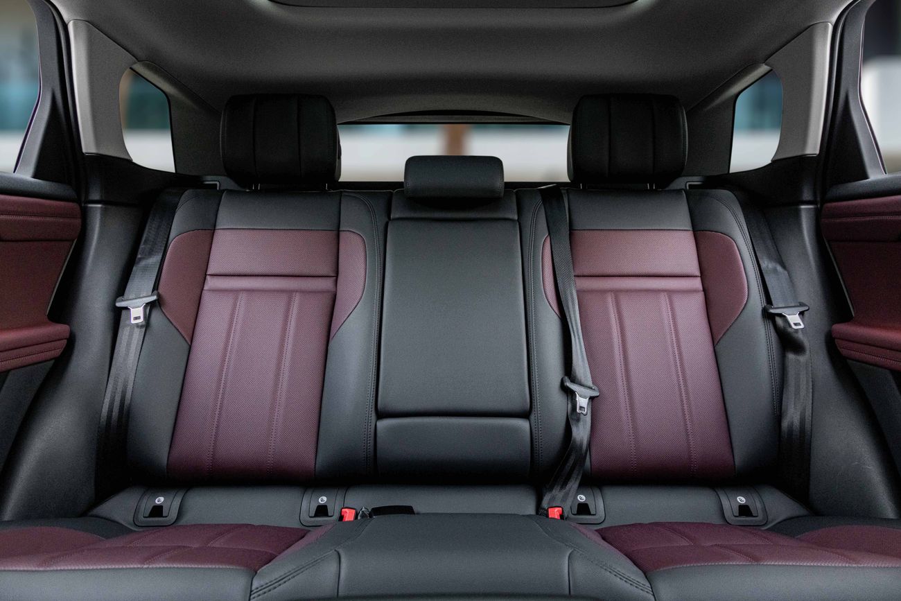 لاند روفر رانج روفر إيفوك Range Rover Evoque SE P250 R-Dynamic | 3,584 P.M | 0% Downpayment | Fantastic Condition!