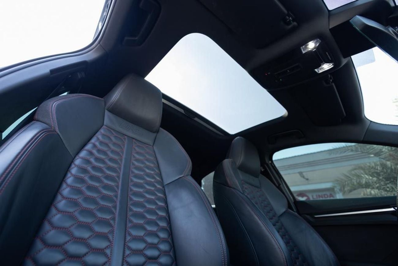 أودي RS3 TFSI quattro 2.5L Sedan Audi RS3 TFSI Quattro 2022 GCC under Warranty with Flexible Down-Payment.