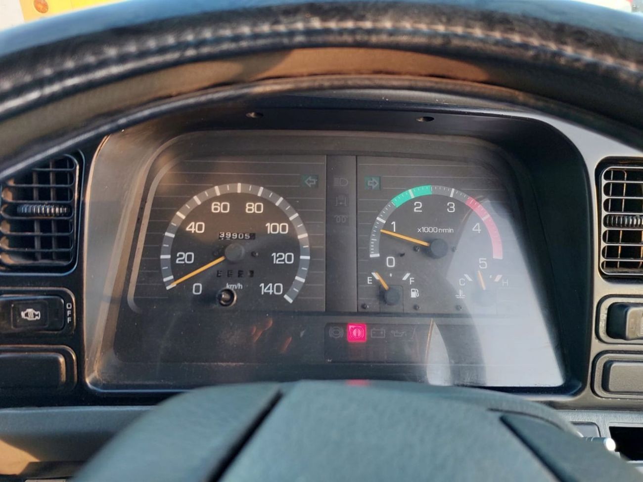 ميتسوبيشي فوسو كانتير MITSUBISHI CANTER TRUCK RHD 1996 MODEL 4.5 L DIESEL MANUAL(PM23015)