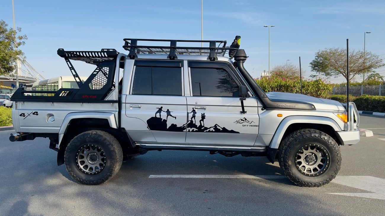 تويوتا لاند كروزر بيك آب MODIFIED TO DOUBLE CABIN PICKUP | 2018 | RHD | MANUAL TRANSMISSION | 4.5L DIESEL ENGINE | REAR VIEW