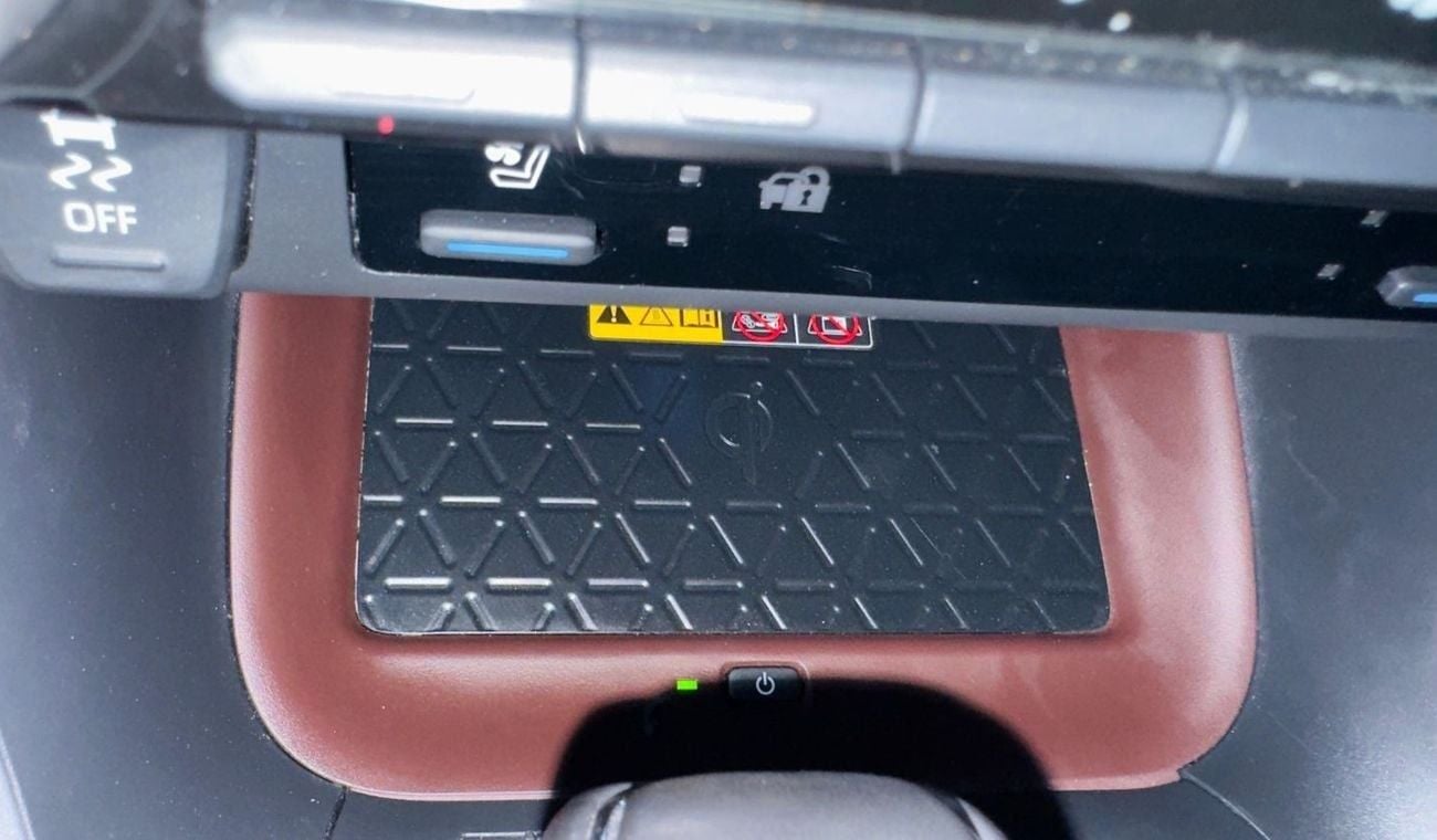 Toyota RAV4 HYBRID CRUISER | RHD | 2024 | 2.5L HYBRID ENGINE | SUNROOF | 360° CAMERA | MEMORY & ELECTRIC SEAT