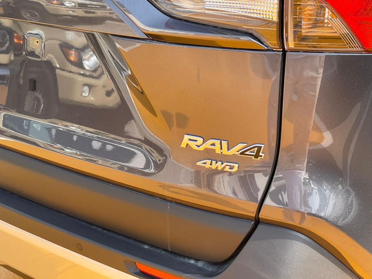 Toyota RAV4 2.5L Adventure 2.5 adventure Petrol 2025 Saudi Full