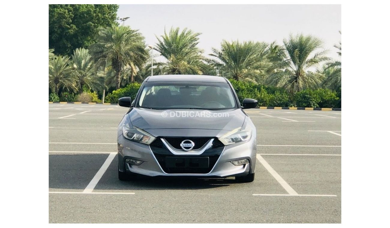 Nissan Maxima SV MODEL 2016 GCC CAR PERFECT CONDITION INSIDE AND OUTSIDE LOW MILEAGE