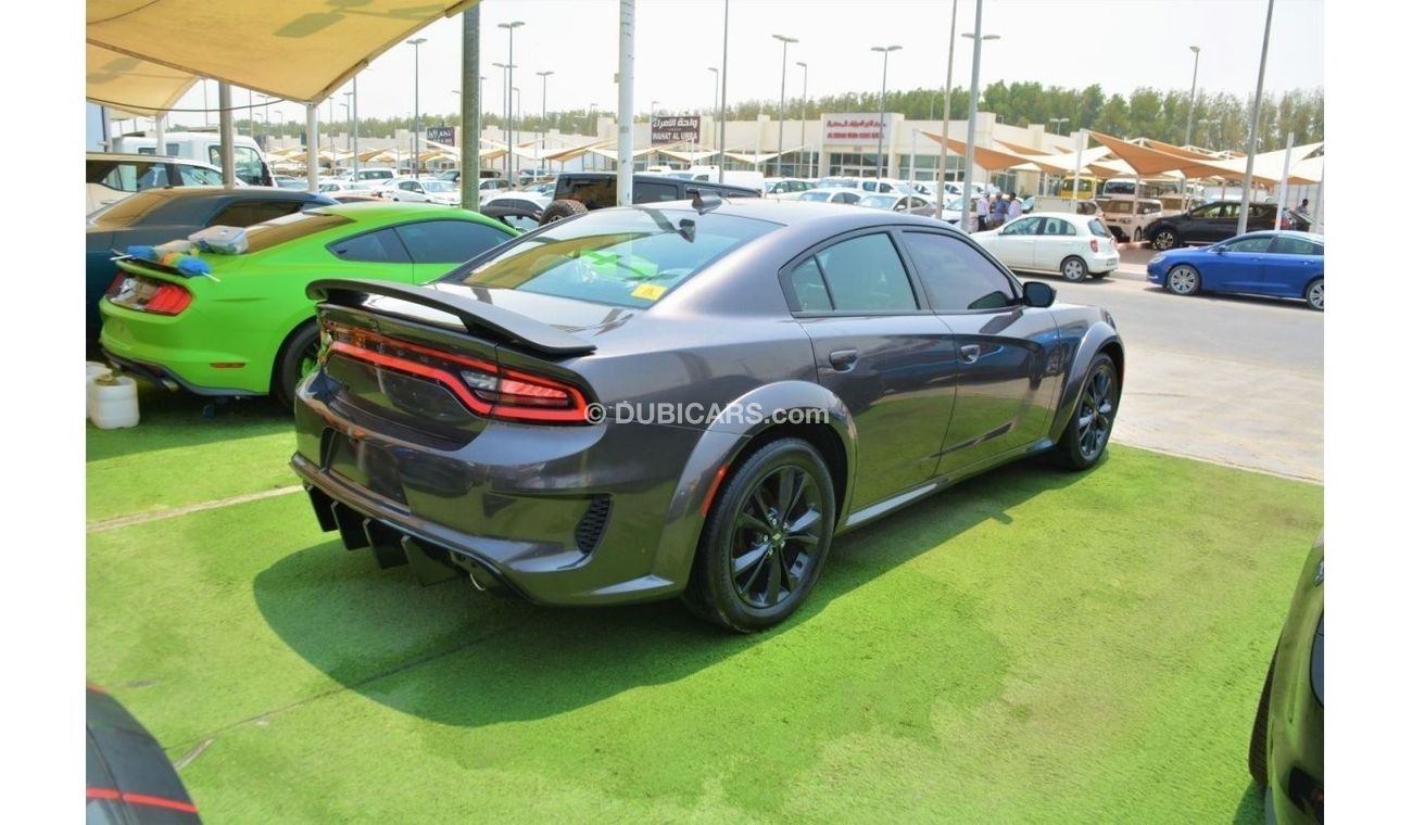 Dodge Charger SXT Plus CHARGER
