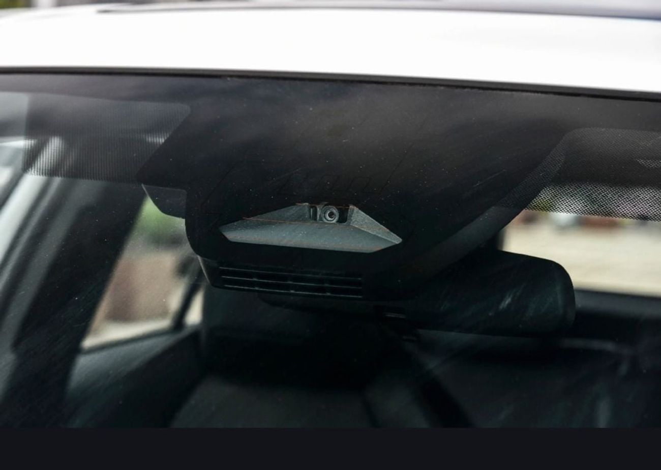 تويوتا فرونتلاندر Luxury