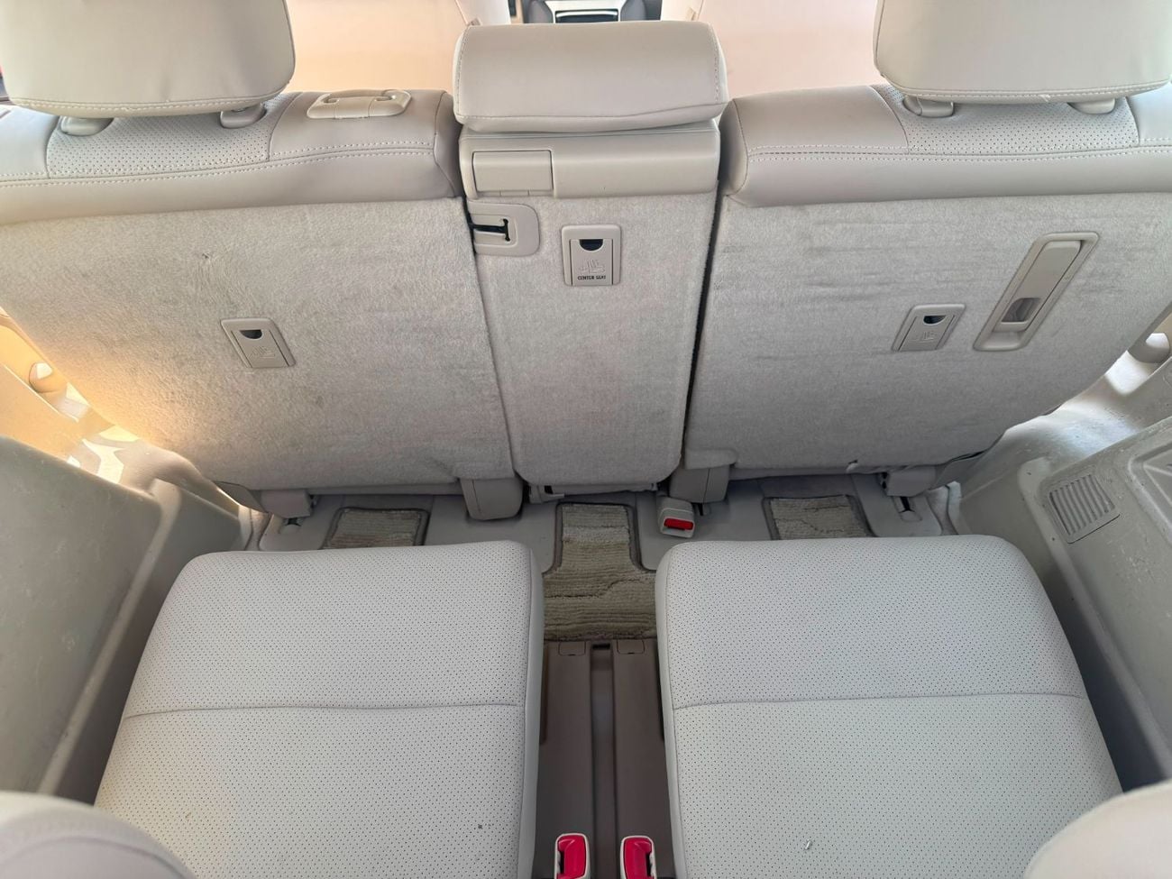 Toyota Prado TX-L 2022MODEL 2.7 v4 petrol Engine Colour sliver Transmission Automatic Interior Beige Leather seats 7se