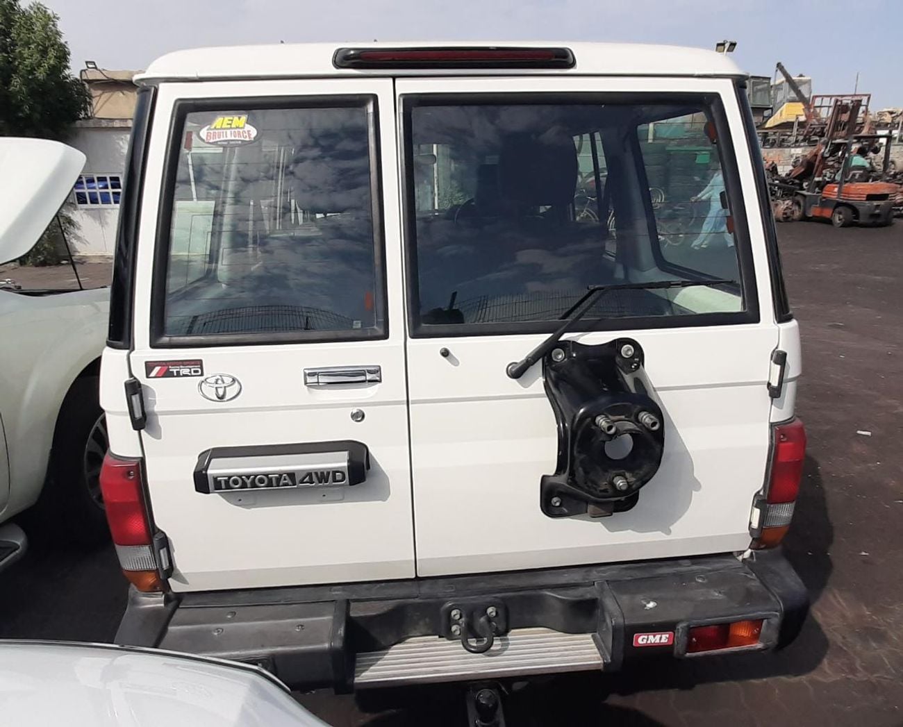 Toyota Land Cruiser 70 DIESEL  4.5L RIGHT HAND DRIVE