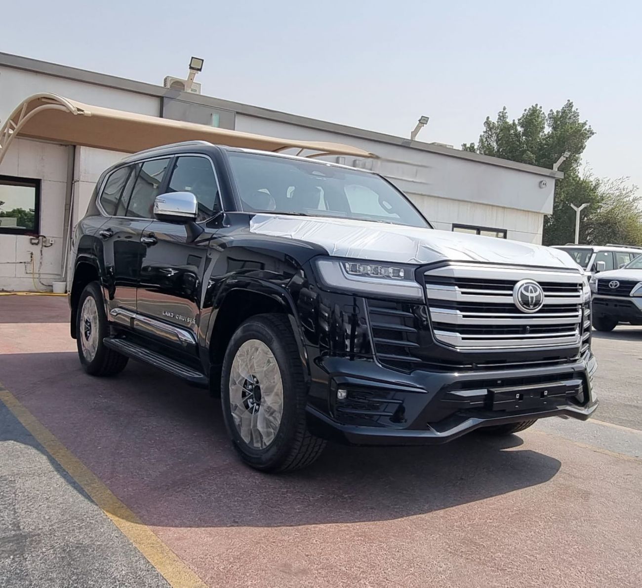 Toyota Land Cruiser TOYOTA LAND CRUISER 3.3L DIESEL VXR FULL OPTION MY 2025