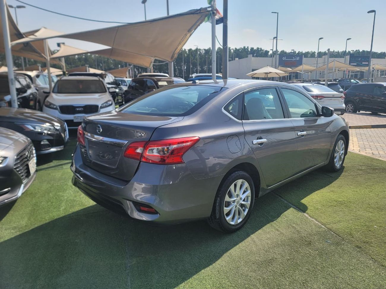 نيسان سنترا SV 1.8L