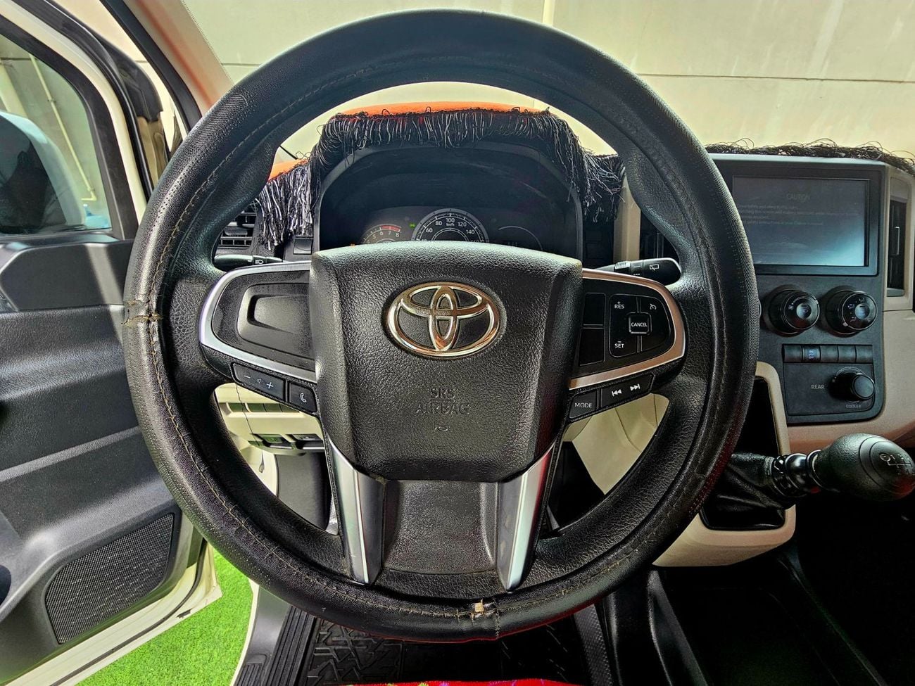 تويوتا هاياس GL PASSENGER/ PATROL MANUAL/ 3.5 V6/ LOW MILEAGE