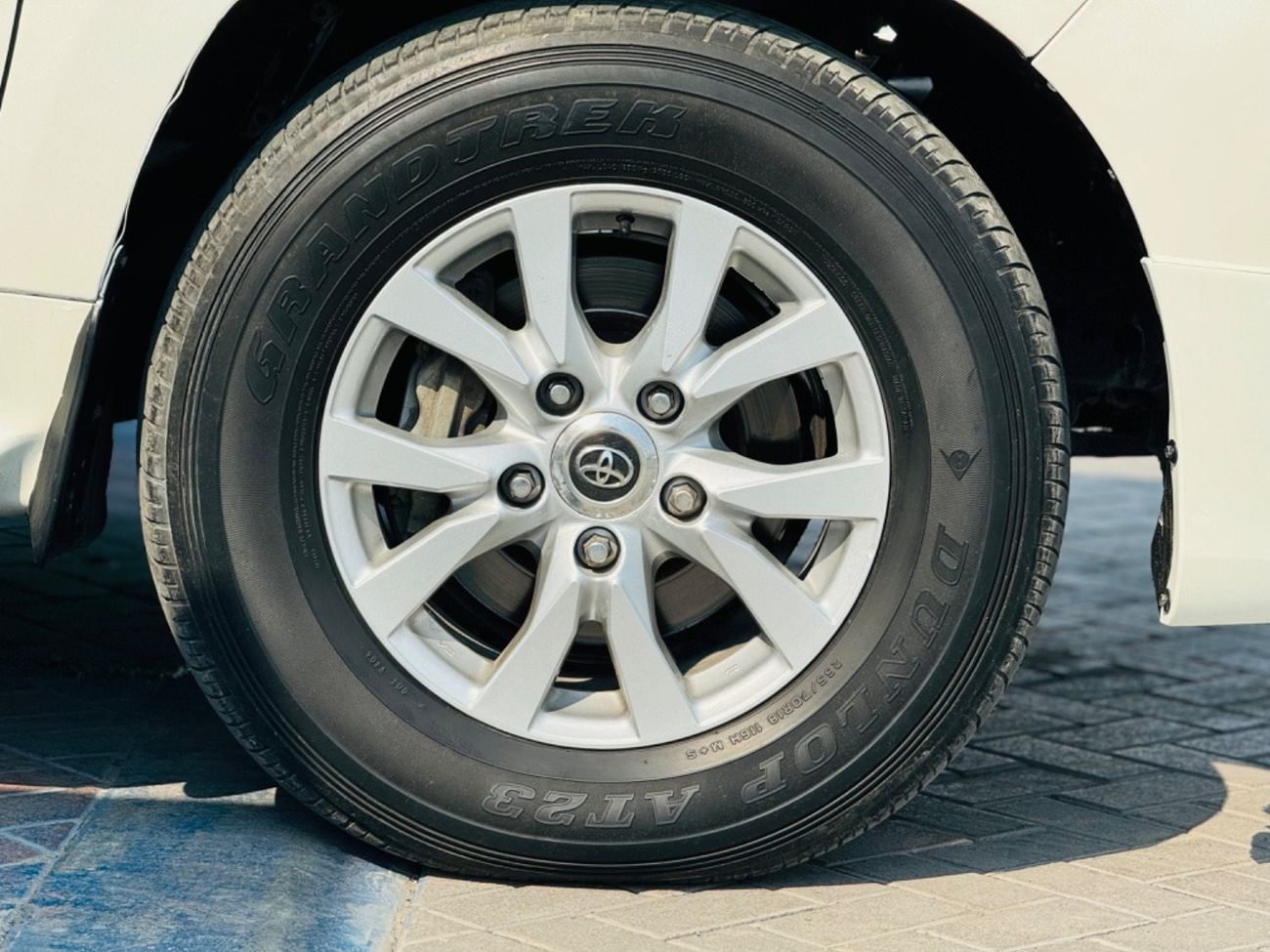 Toyota Land Cruiser Toyota Land Cruiser LEFT HAND DRIVE GXR