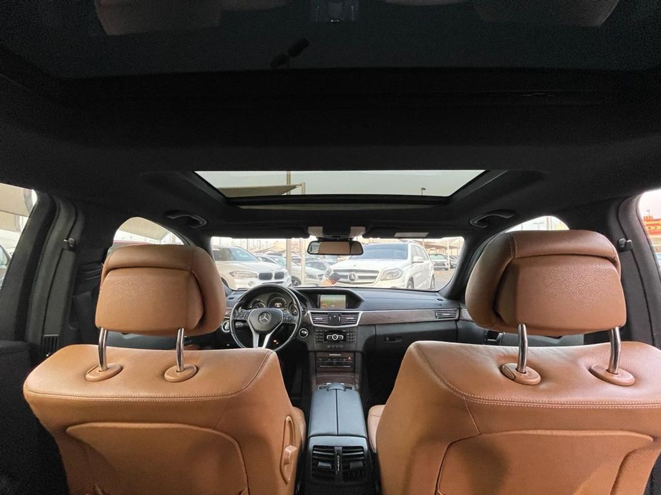 Mercedes-Benz E300 Avantgarde Mercedes E300 AMG_Gulf_2013_excellent condition_Full option