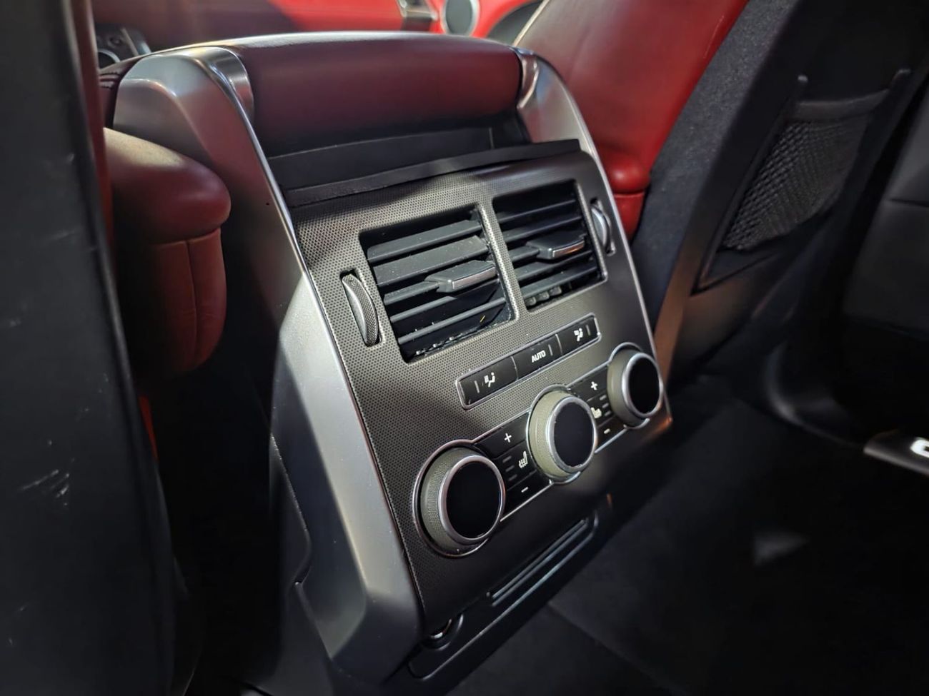 لاند روفر رينج روفر سبورت HSE 3.0L (340 HP)