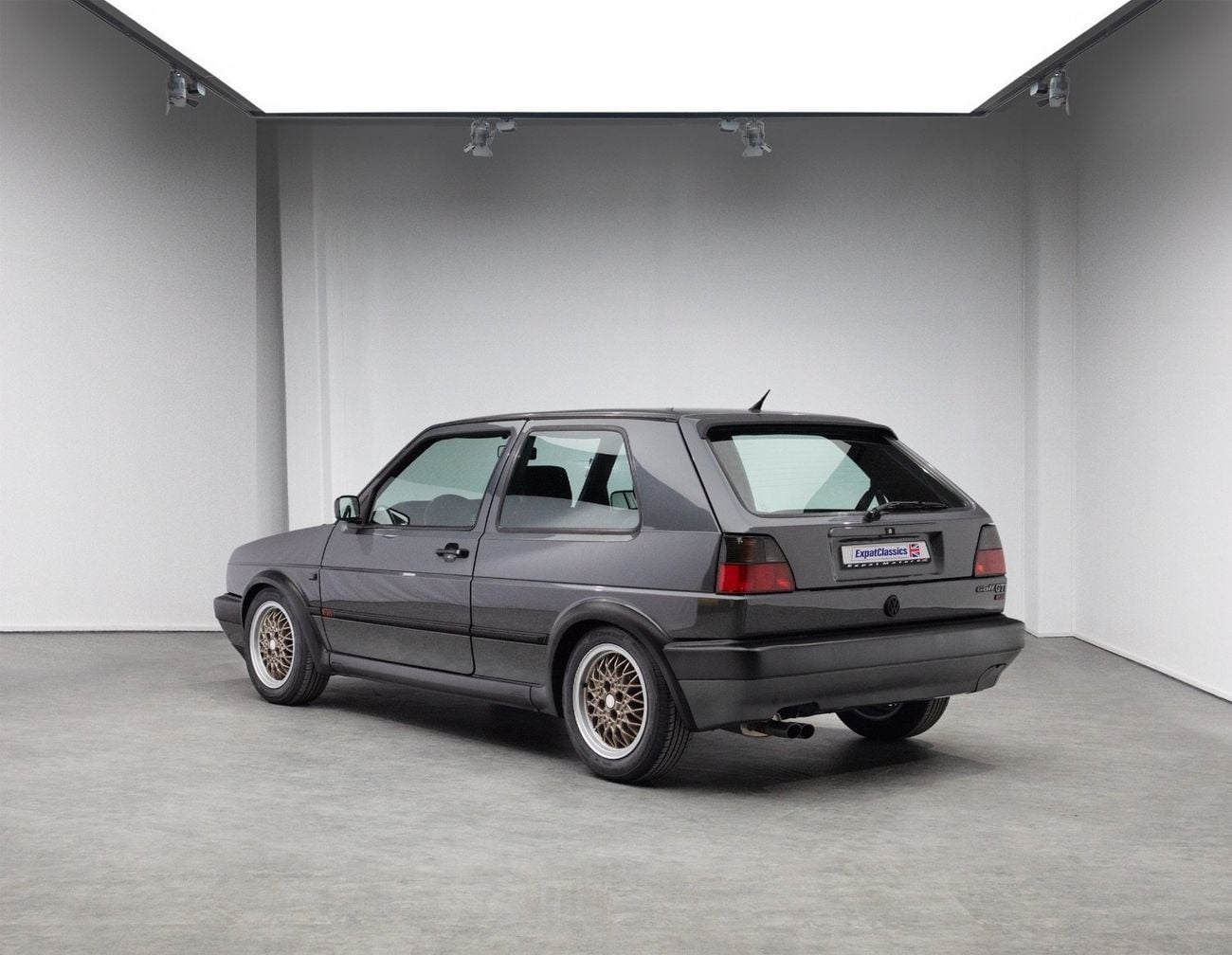 فولكس واجن جولف GTi 16V