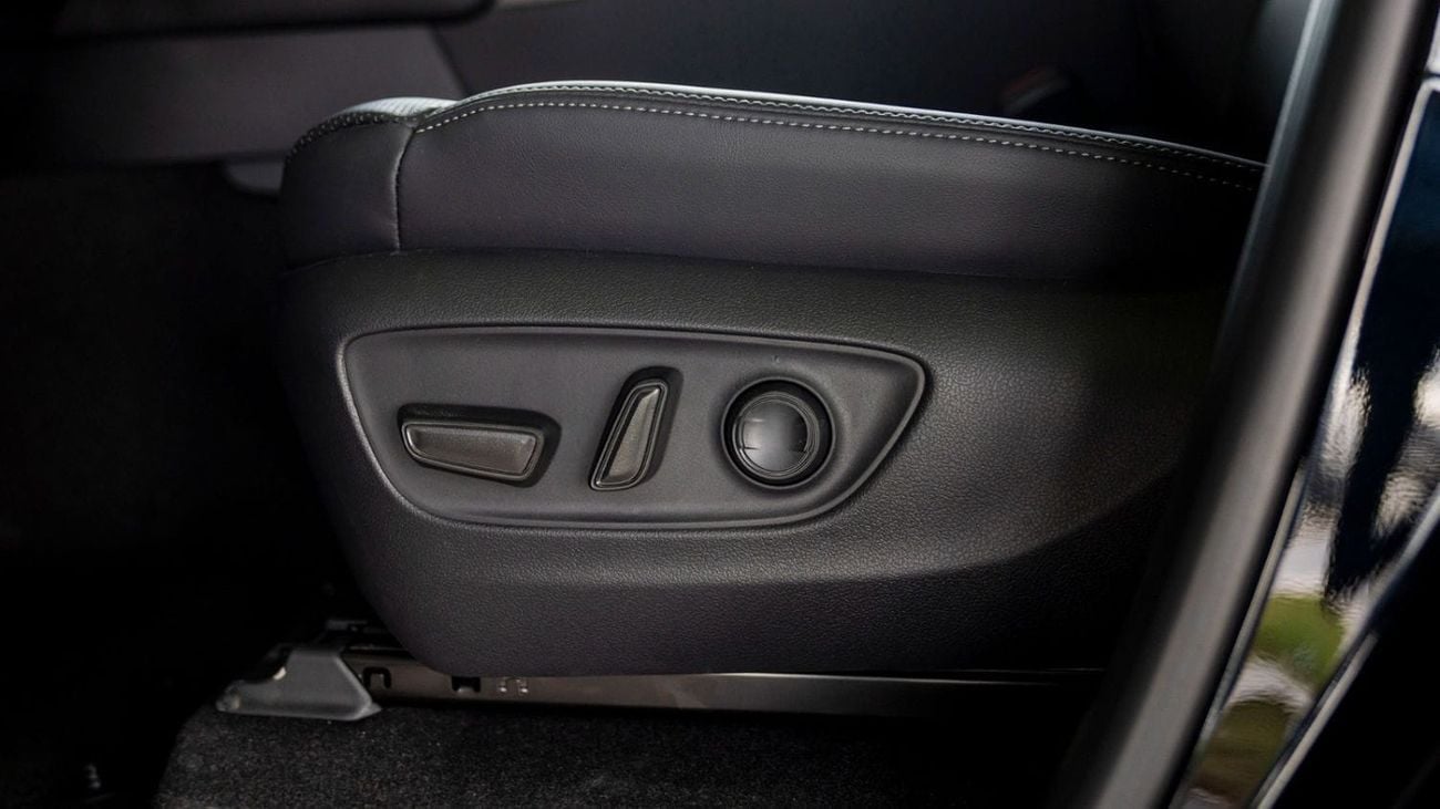 Toyota Land Cruiser LC300 VXR 3.5L PETROL TWIN TURPO MY2025