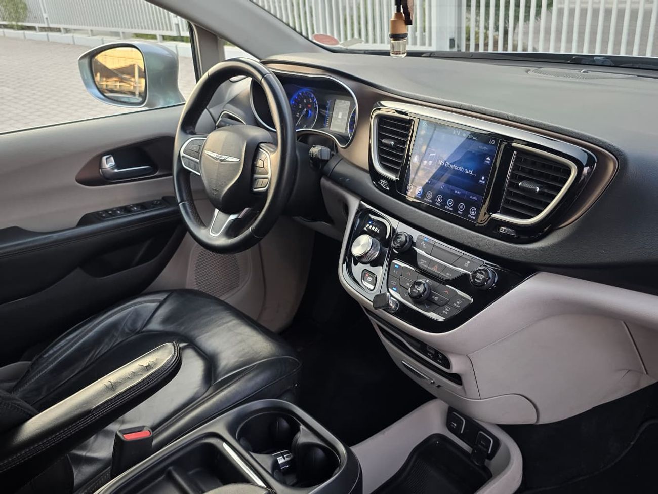 كرايسلر باسيفيكا Limited 3.6L