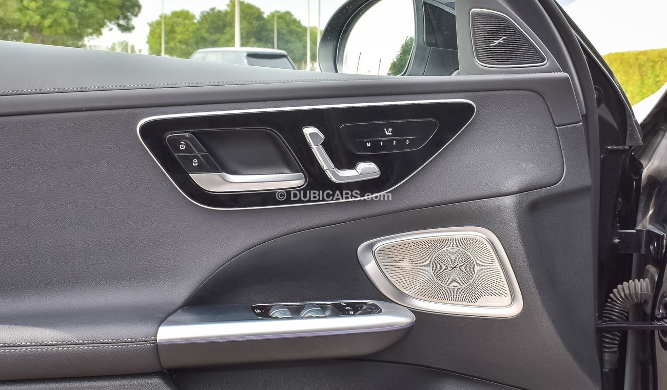 مرسيدس بنز C 300 4Matic