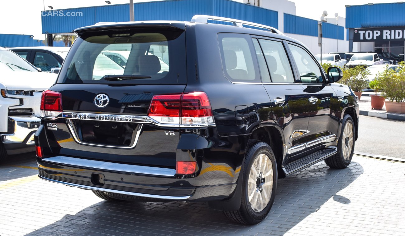 Toyota Land Cruiser GXR Grand Touring V8