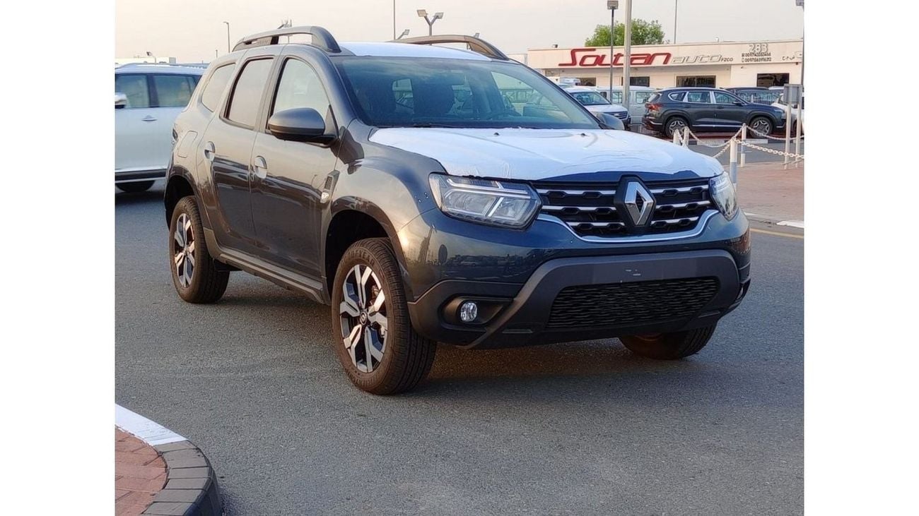 Renault Duster 2023  4X2 FWD 1.6L petrol gray color