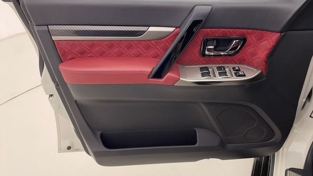 Mitsubishi Pajero SIGNATURE EDITION 3.8 | Zero Down Payment | Home Test Drive