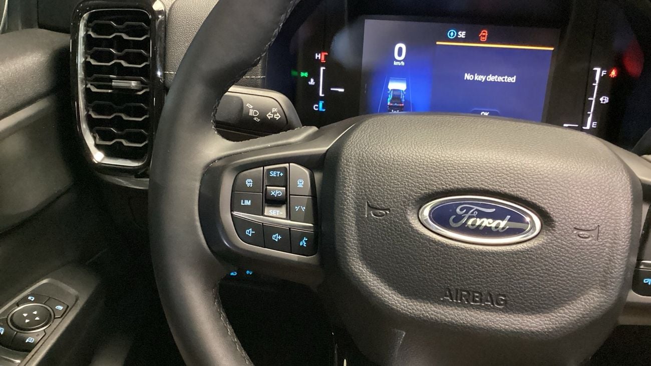 Ford Everest LIMITED | Guaranteed Warranty | 0 Down Payment