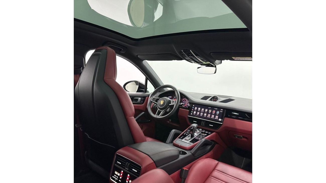 Porsche Cayenne 2023 Porsche Cayenne Coupe Platinum Edition, April 2025 Porsche Warranty, Full Options, Low Kms, GCC