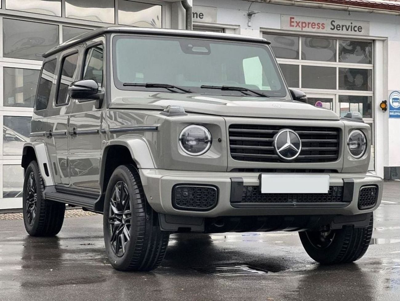 مرسيدس بنز EQG 580 Electric Vehicle G 580