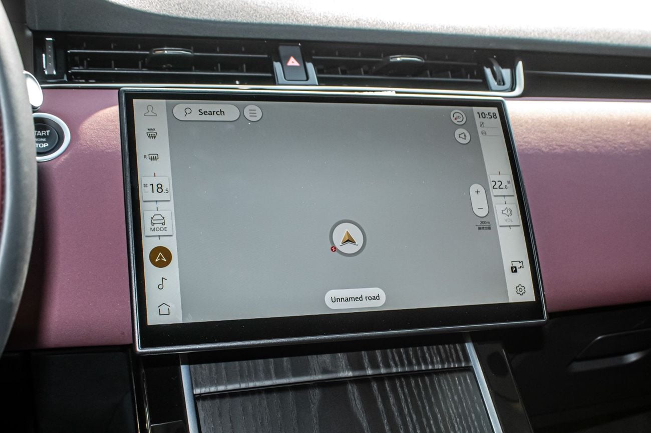 لاند روفر رانج روفر إيفوك P200 R-Dynamic 2.0L