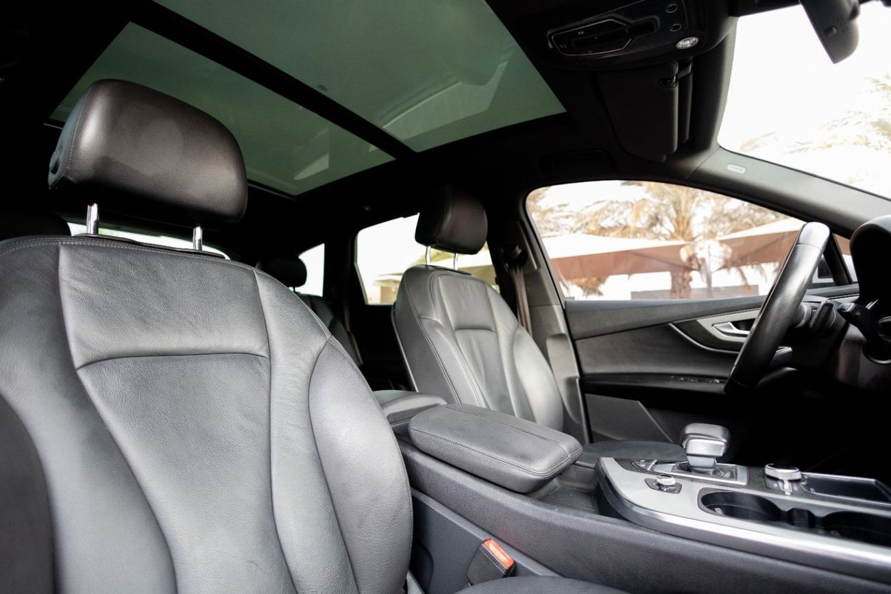 أودي Q7 45 TFSI quattro