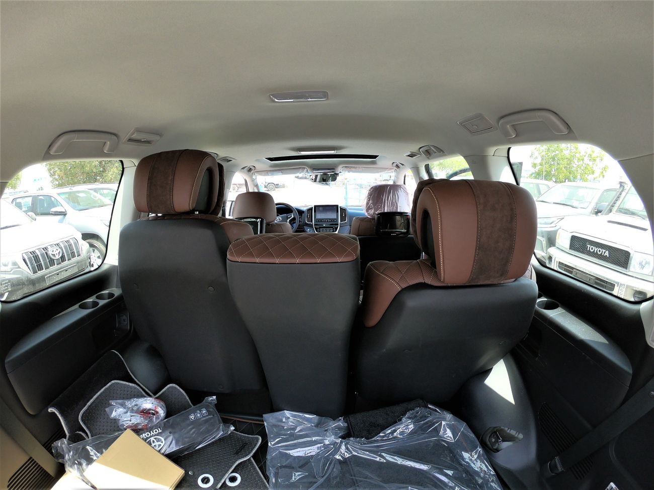 Toyota Land Cruiser VX Excalibur Autobiography Diesel 4 Seater Luxury Edition