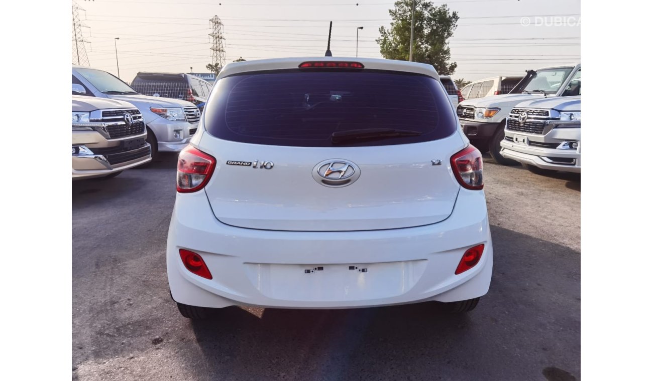 هيونداي i10 GRAND I 10 WHITE