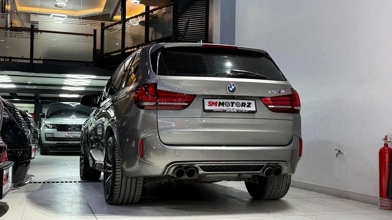 بي أم دبليو X5 M Std 4.4L