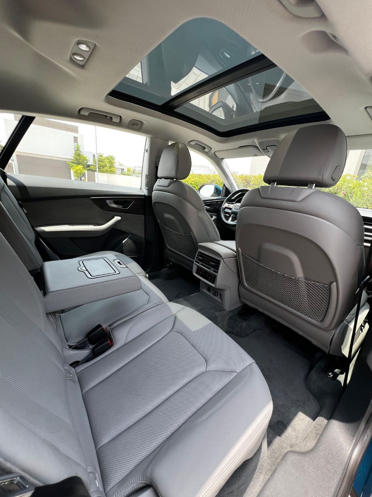 Audi Q8 55 TFSI quattro S-Line 3.0L (336 HP)