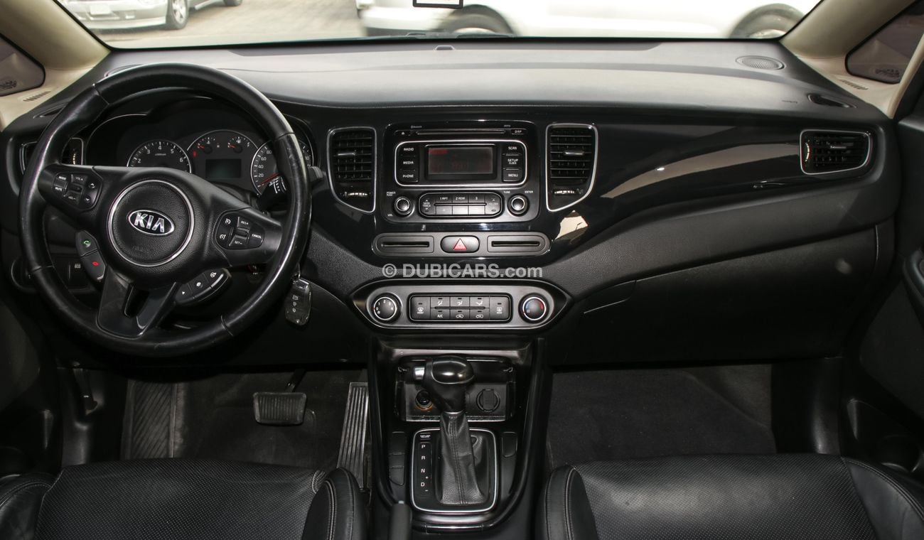 Kia Carens