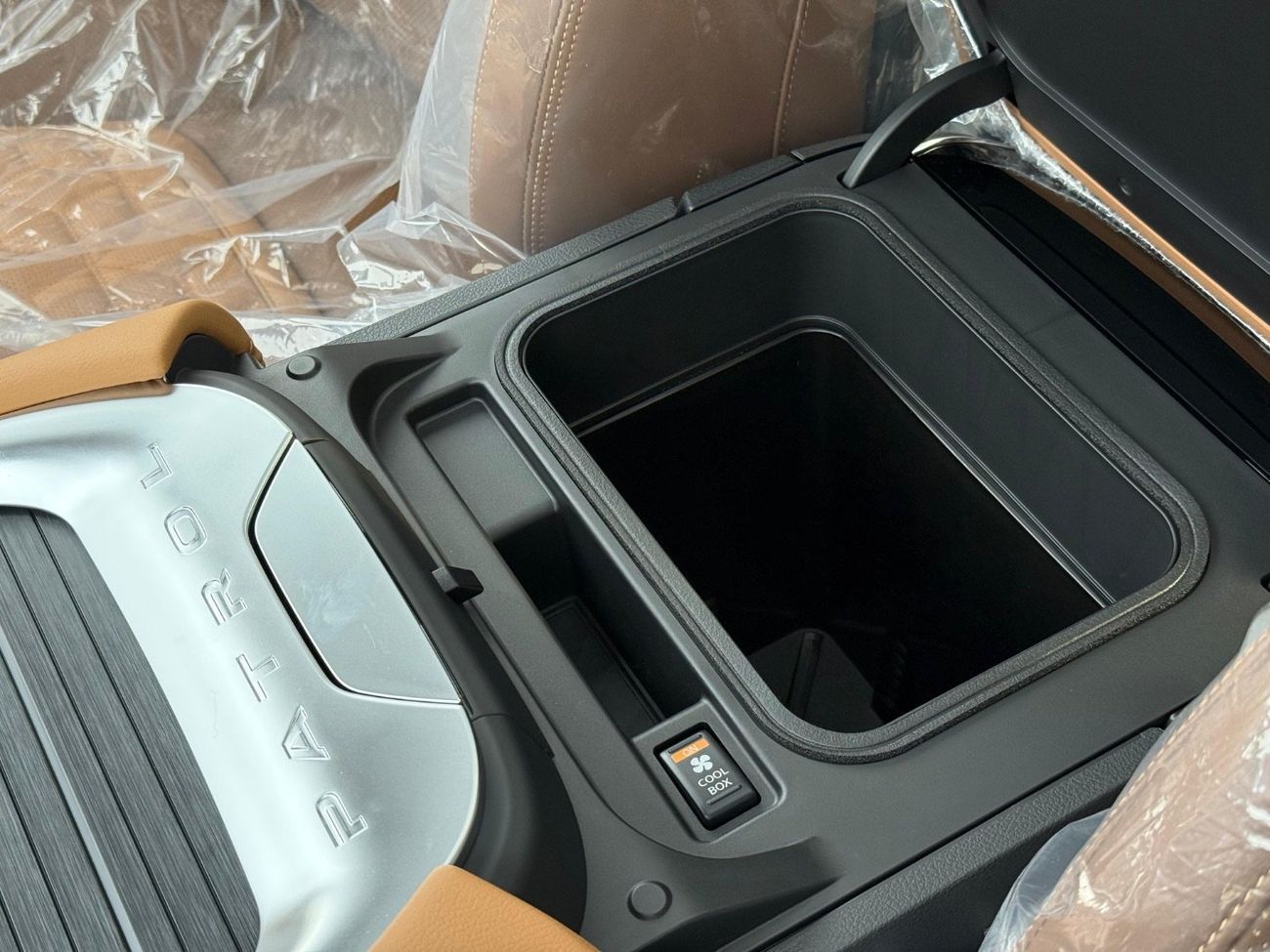 نيسان باترول LE Platinum City 3.5L 2026 black inside Tan  interior